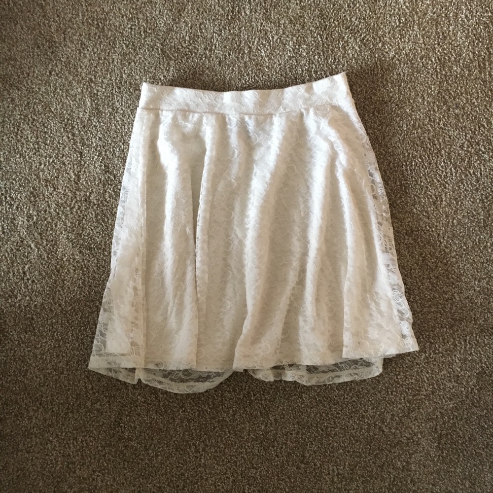 h&m cream lace skirt